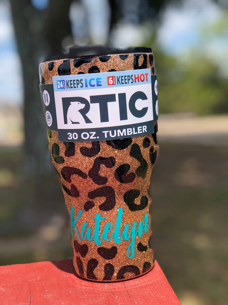36oz Cheetah Yeti -   Yeti cup designs, Glitter tumbler cups